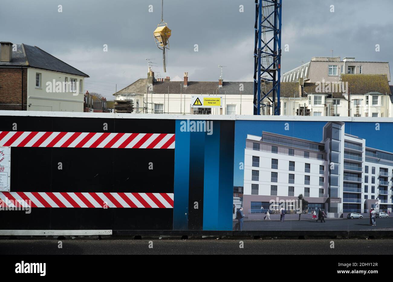 AJAXNETPHOTO. 2019. WORTHING, ENGLAND. - BUILDING SITE - MARINE PARADE VENUE FOR NEW BEACH HOTEL COMPLEX OVERLOOKNG SEA FRONT. PHOTO:JONATHAN EASTLAND/AJAX REF:LM131904 8715 Stock Photo
