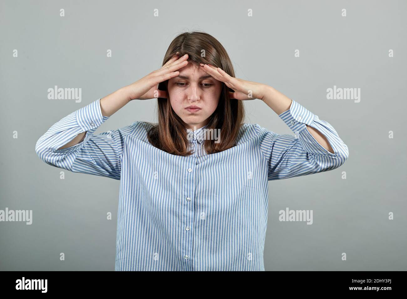 Face palm, disappointed slapping head due to mistake, oversight or epic  fail, headache in studio, forgetful model remembers do importent task,  keeps hand on forehead, remembering important forgets Stock Photo - Alamy