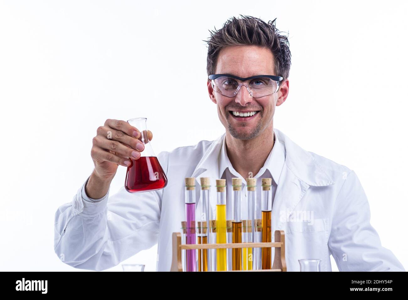 Chemiker im Labor mit Reagenzglas, 30, 35, Jahre, Model Release, Stock Photo