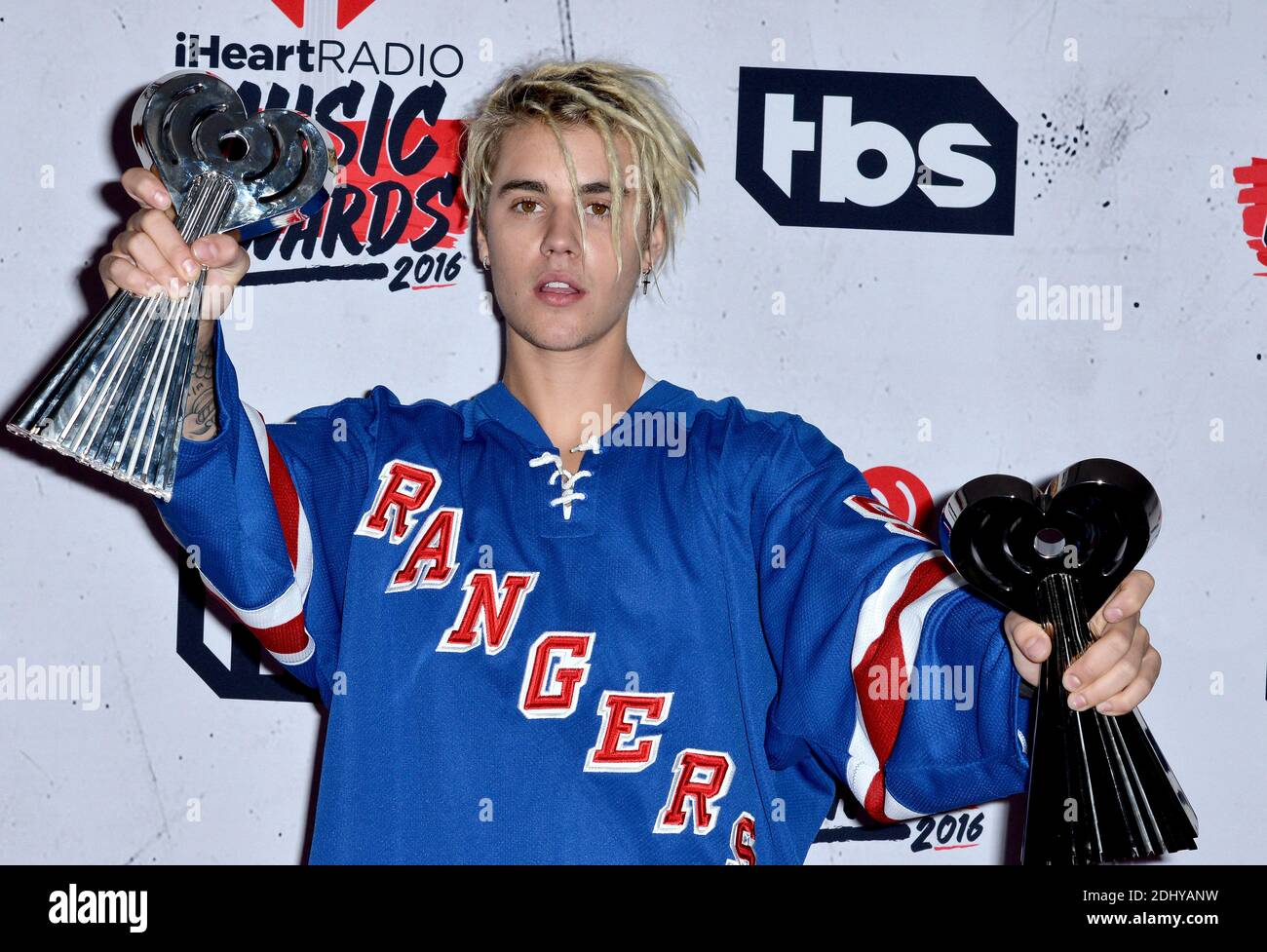 Justin Bieber's Epic Win at iHeartRadio Music Awards 2016