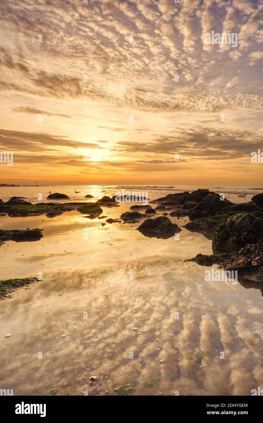 Twilight on the beach sunrise hi-res stock photography and images - Alamy
