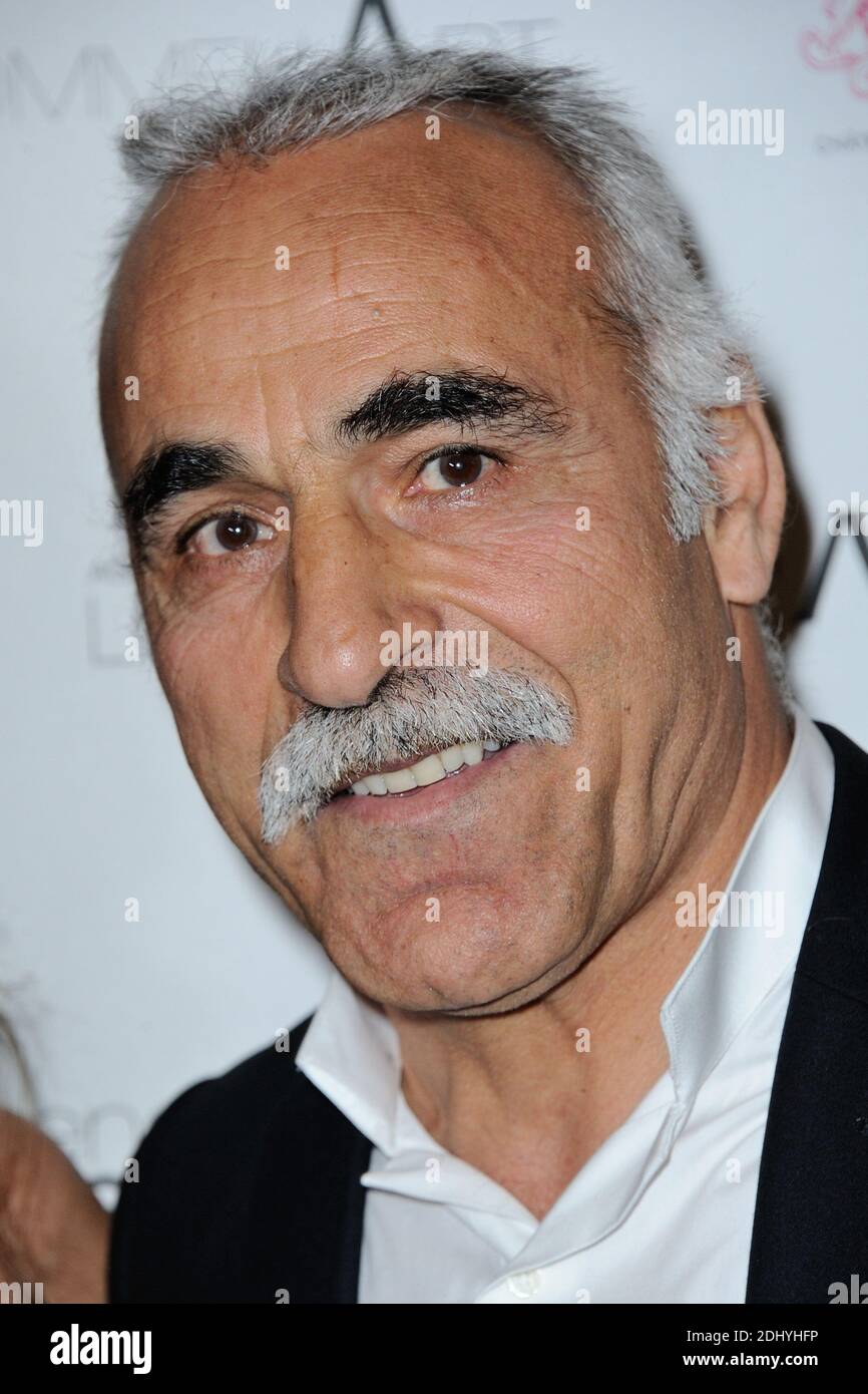 brahim-mansour-assiste-au-photocall-lors-de-la-soiree-spectacle-donnee