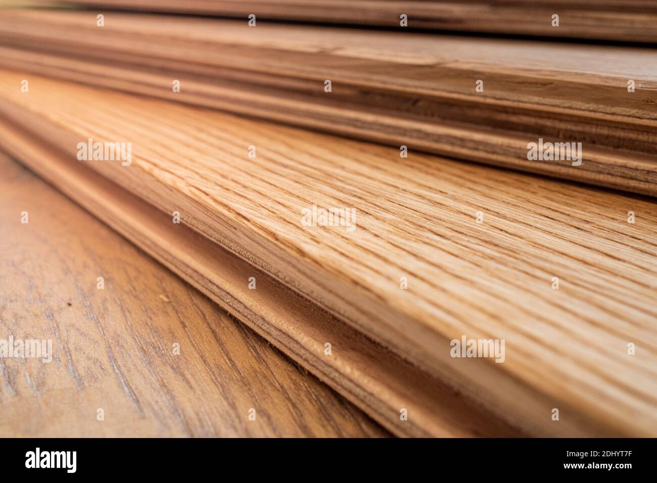 Engineered wood flooring hi-res stock photography and images - Alamy