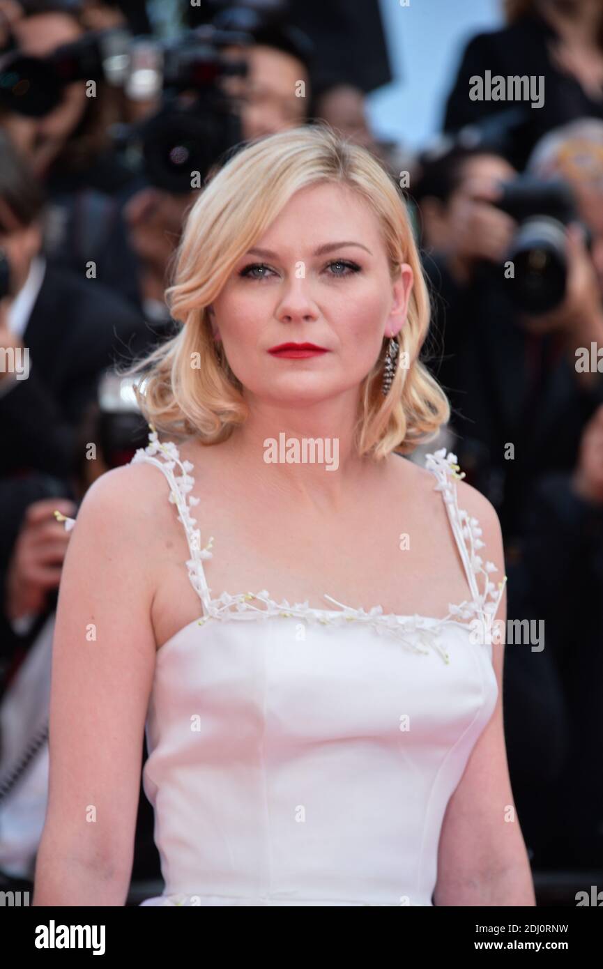 Kirsten Dunst Attending The Loving Screening At The Palais Des kirsten-dunst-attending-the-loving-screening-at-the-palais-des
