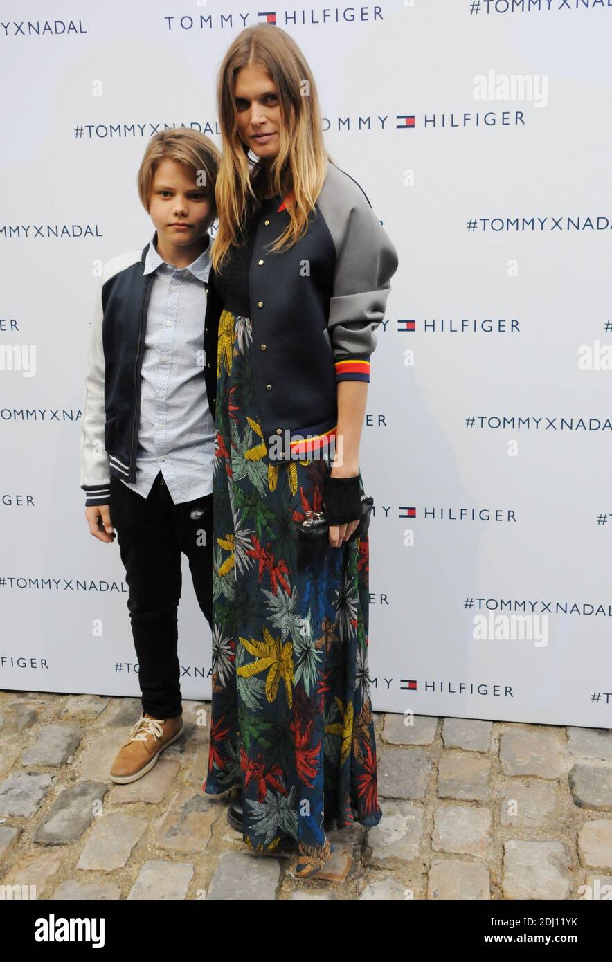 Malgosia Bela and son during Tommy Hilfiger hosts Tommy X Nadal Party -  Tennis Soccer Match in Paris, France on May 18, 2016. Photo by Alain  Apaydin/ABACAPRESS.COM Stock Photo - Alamy