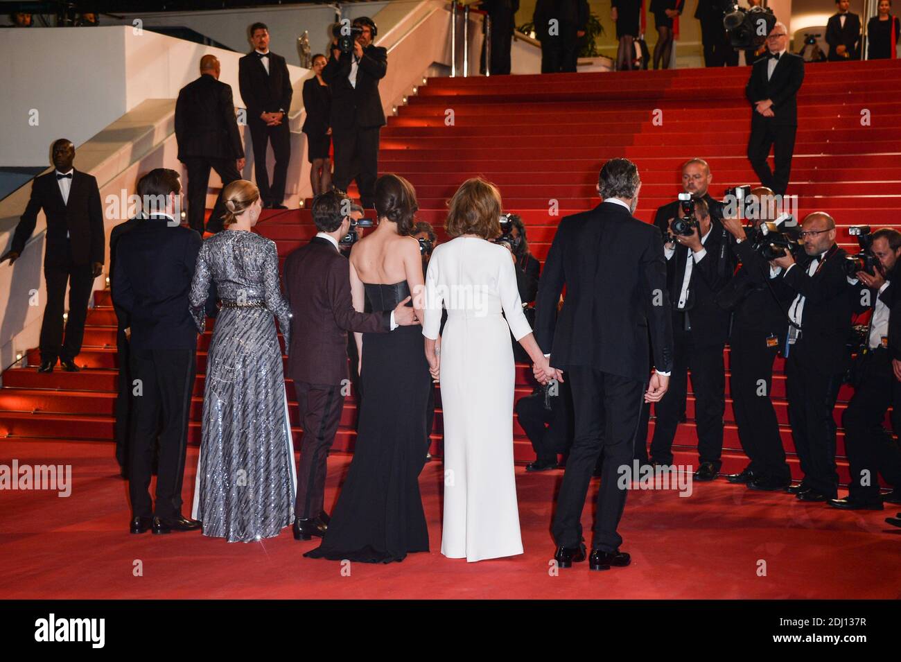 Cannes: Marion Cotillard, Lea Seydoux Join Xavier Dolan's Next Drama – The  Hollywood Reporter