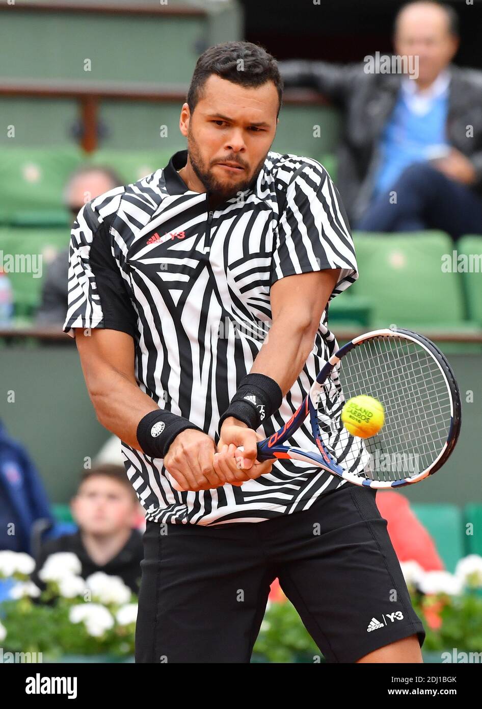 Jo wilfried tsonga 2016 french open hi-res stock photography and images -  Alamy