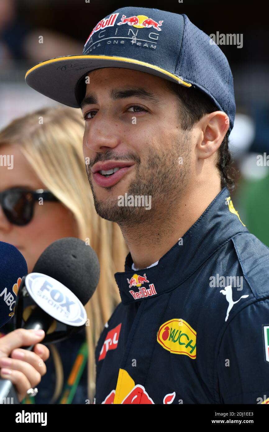 Daniel Ricciardo on pole position during qualifying session of the ...