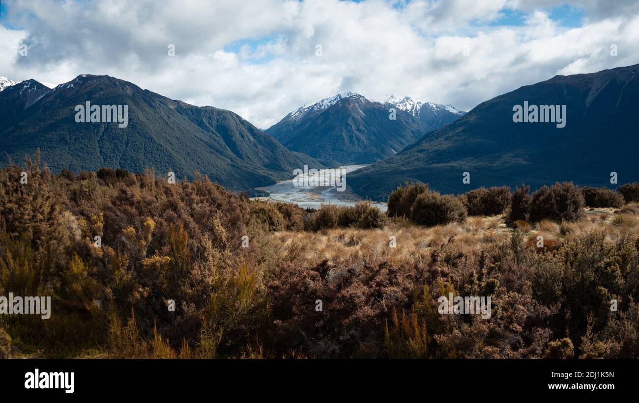 Arthurs pass walking track hi-res stock photography and images - Alamy