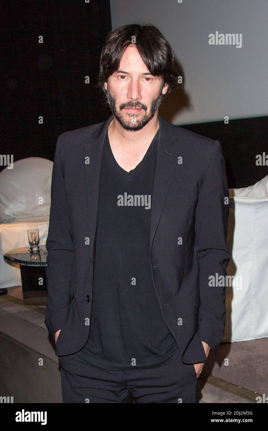 KEANU REEVES PRESENTE SON DOCUMENTAIRE 'SIDE BY SIDE, LA REVOLUTION NUMERIQUE' A L'HOTEL LE ROYAL MONCEAU, PARIS, 12/04/2016. Photo by Nasser Berzane/ABACAPRESS.COM Stock Photo