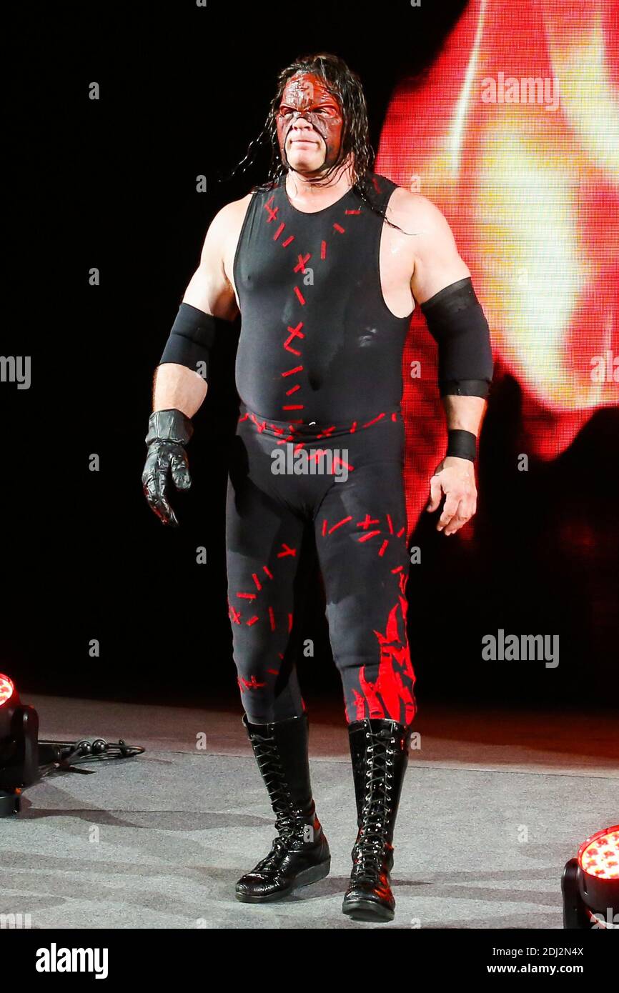 Kane Wwe High Resolution Stock Photography And Images Alamy
