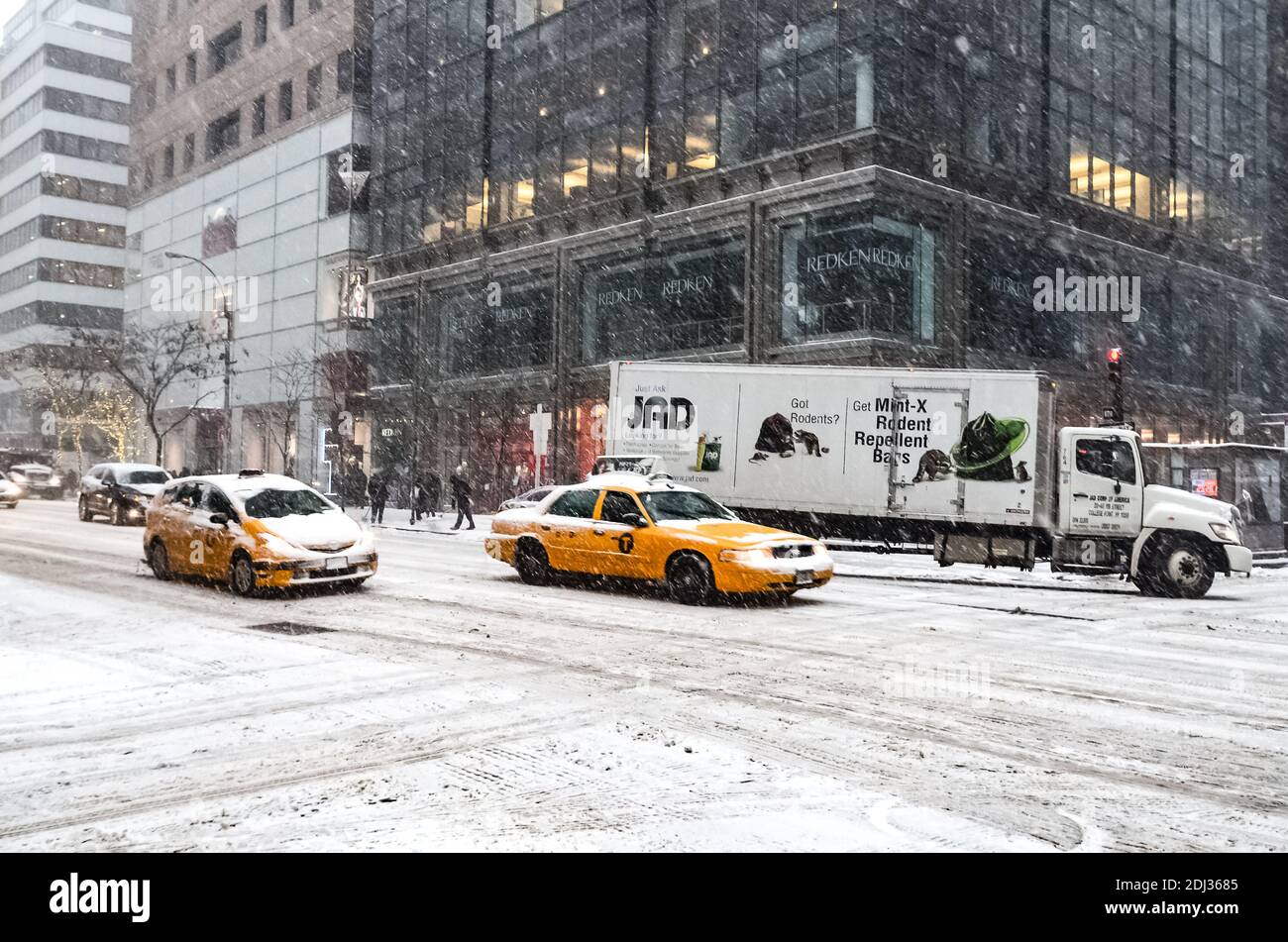 Winter snowstorm blizzard in New York City with heavy snow falling