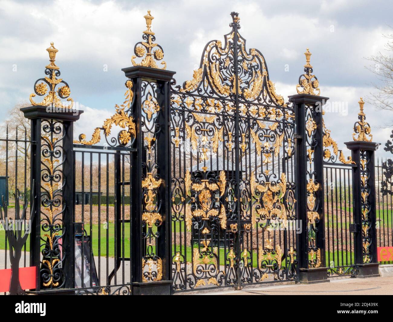 London, UK, April 11, 2010 : Kensington Palace gates in Kensington Gardens which where designed by Sir Christopher Wren for William III in 1689 and is Stock Photo