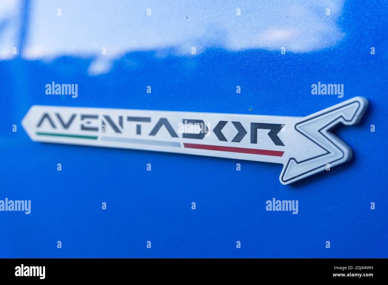 a blu le mans Lamborghini Aventador S LP740-4 Stock Photo