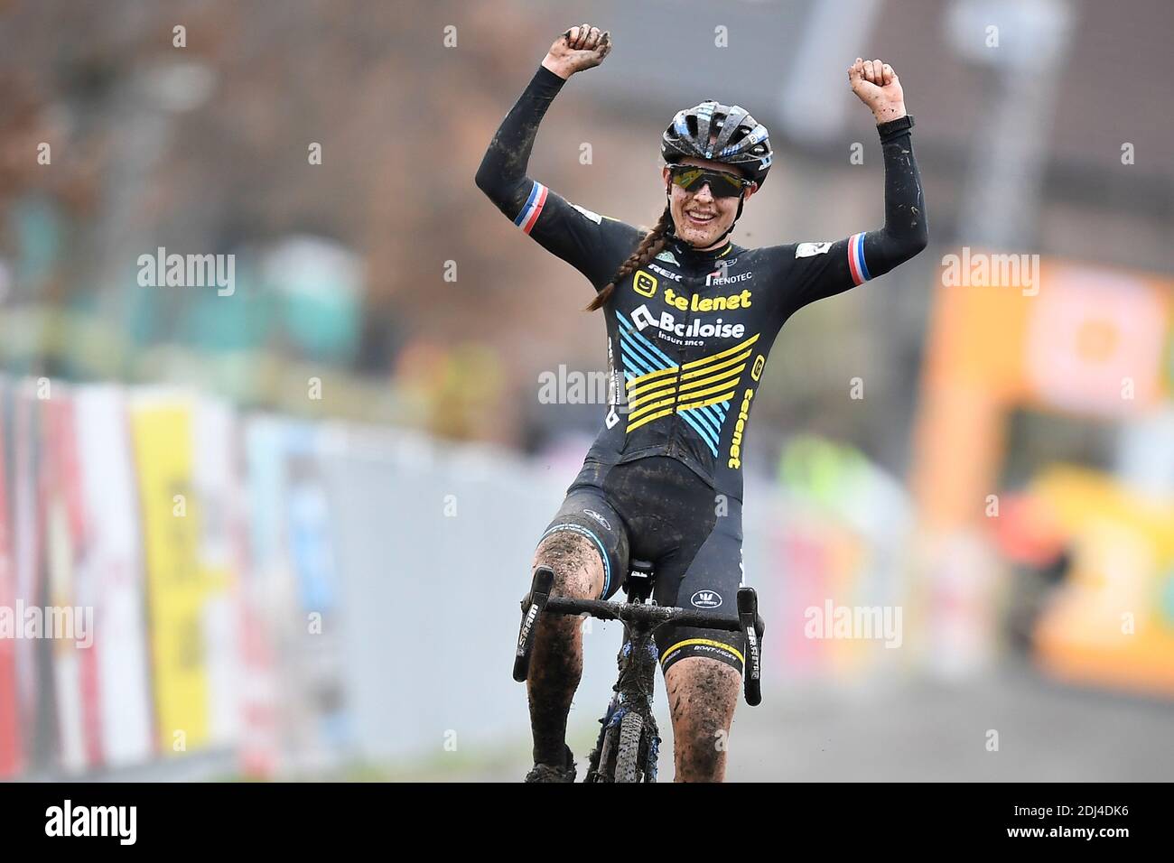 Dutch Lucinda Brand celebrates as she 