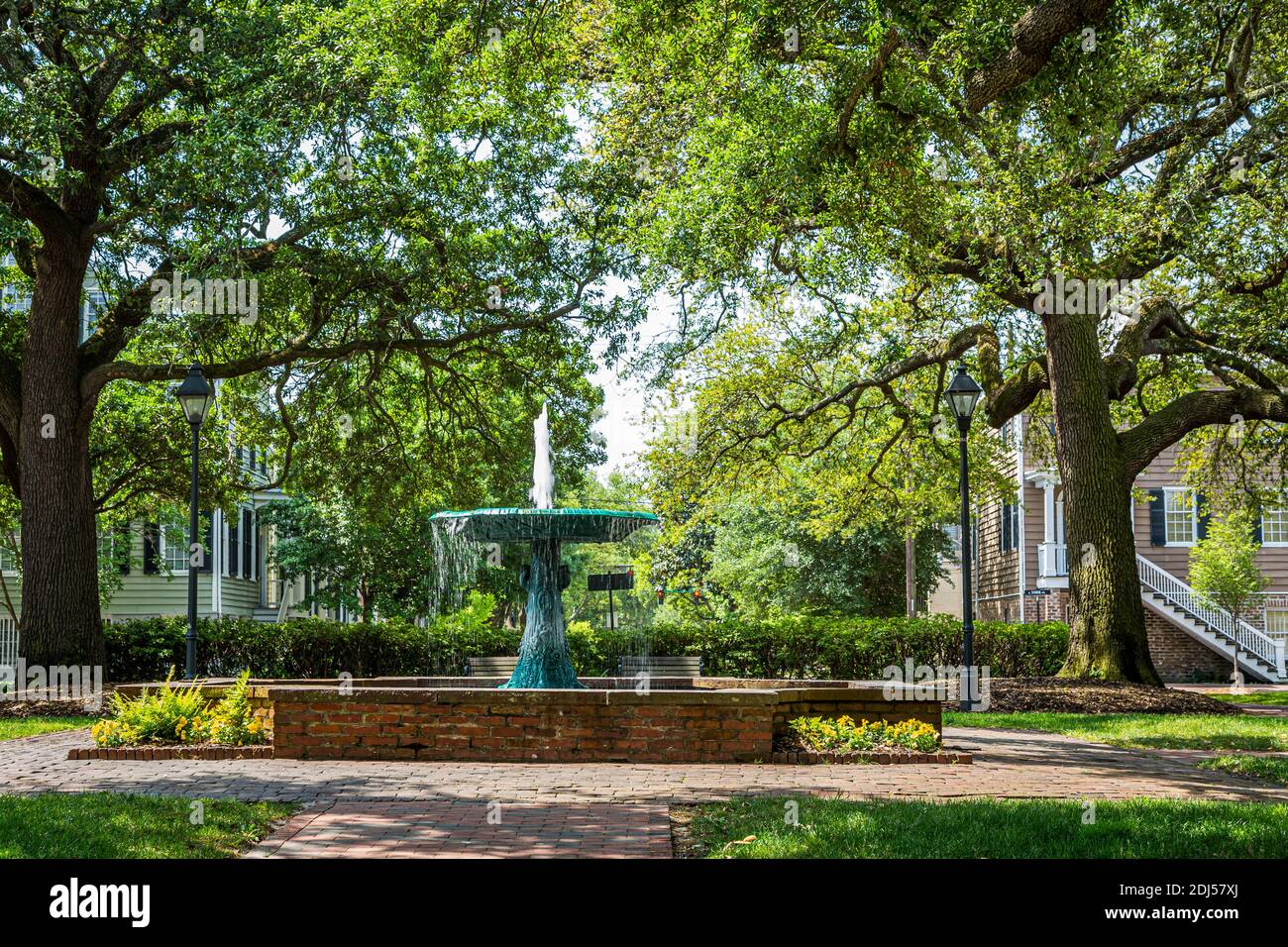 Savannah, GA / USA April 22, 2016 The Wormsloe Fountain is located