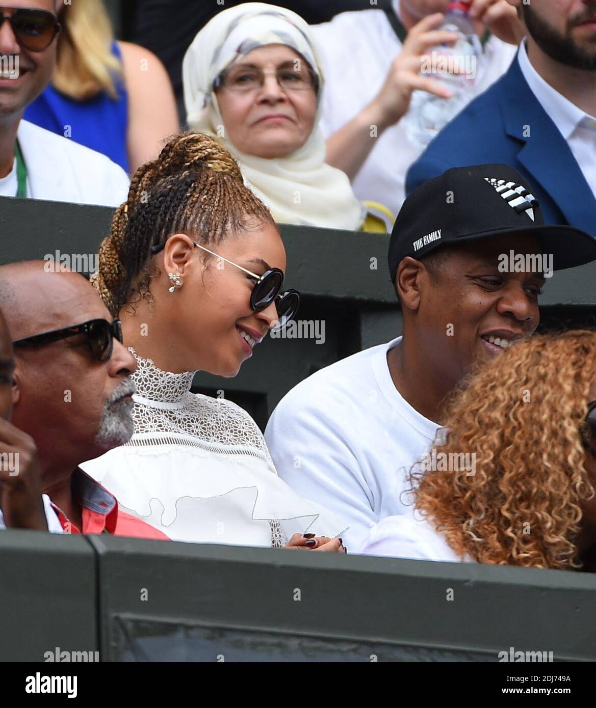 Spectateurs wimbledon hi-res stock photography and images - Alamy