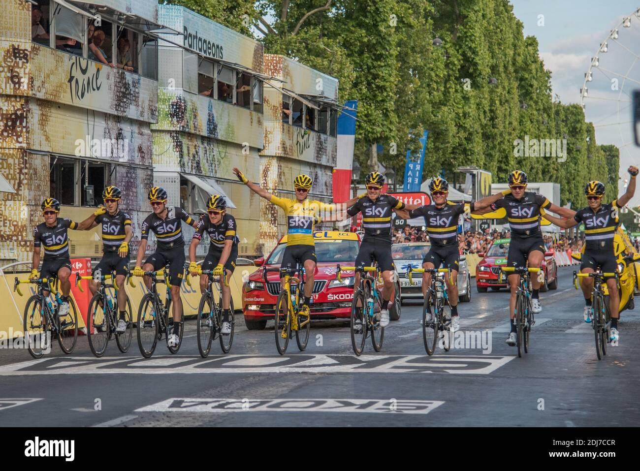 Chris Froome And Team Sky Celebrates Victory While Crossing The Finish Line During Stage Twenty One Of The 16 Le Tour De France From Chantilly To Paris Champs Elysees On July 24 16 Chris Froome And Team Sky Celebrates Victory While Crossing The Finish Line During Stage Twenty One Of The 16 Le Tour De France From Chantilly To Paris Champs Elysees On July 24 16