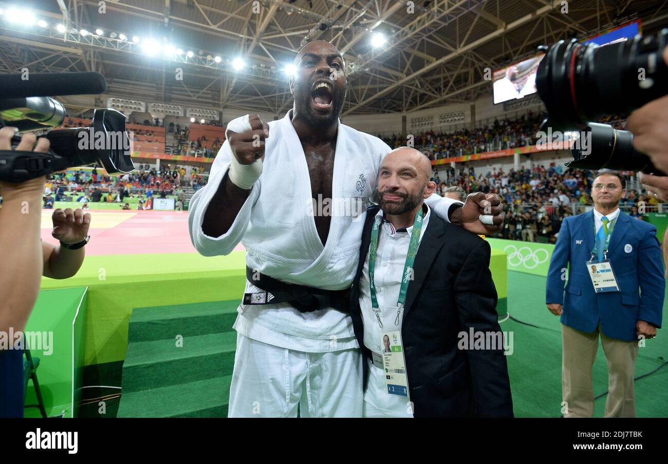Tedyy Riner Teddy Riner defeats Hisayoshi Harasawa in the final of the Judo +100kg ...