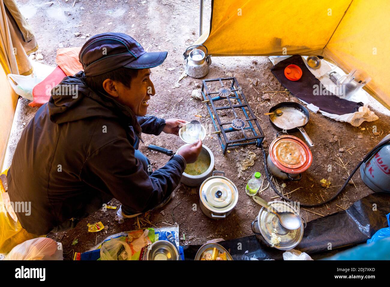 Makeshift kitchen in a tent during a 2 day Ausangate trek in the Cusipata Trail Base Camp, Peru Stock Photo