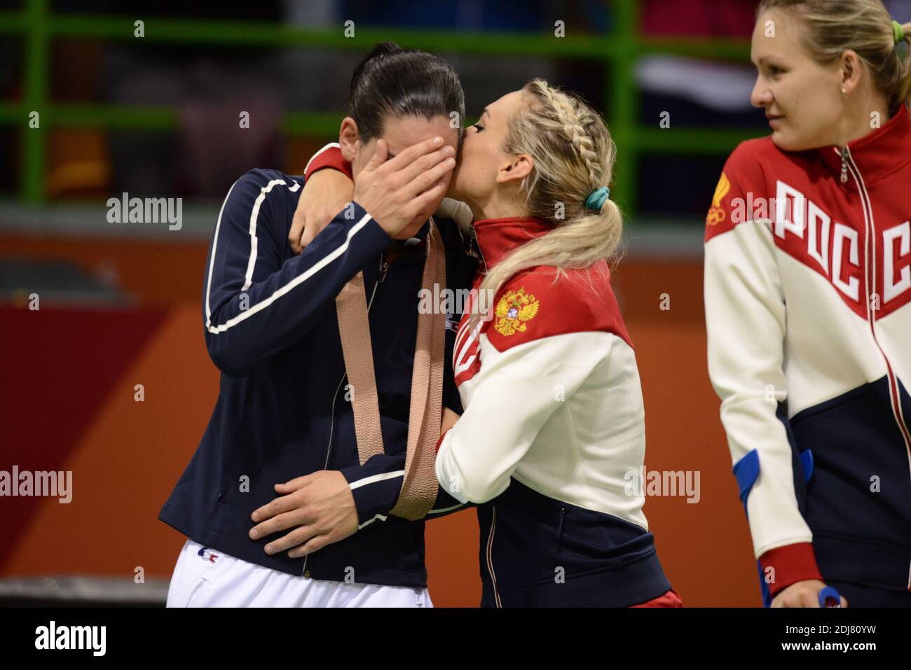 HAND BALL - WOMEN - MUNDIAL 2007 - PREPARATION - NANTES (FRA) - 27/02/2007  - PHOTO : JEAN-MARC MOUCHET / DPPI FRIENDLY GAME - FRANCE V CHINA -  ALEXANDRA LACRABERE (FRA Stock Photo - Alamy