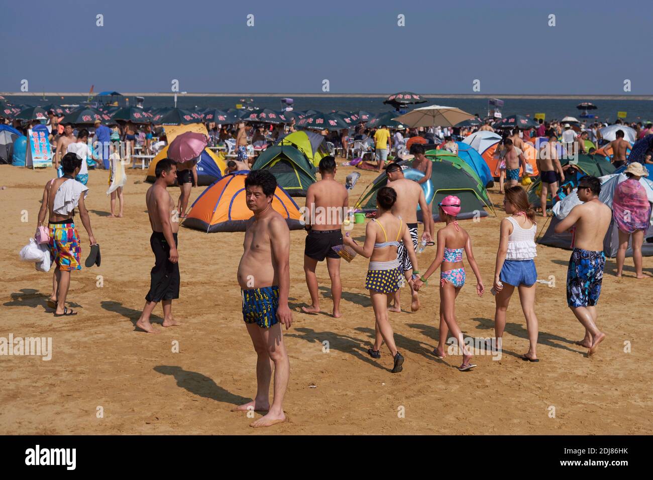 Uyda toshakda jinsiy aloqa video Qiz birinchi jinsiy aloqadan vafot etdi.