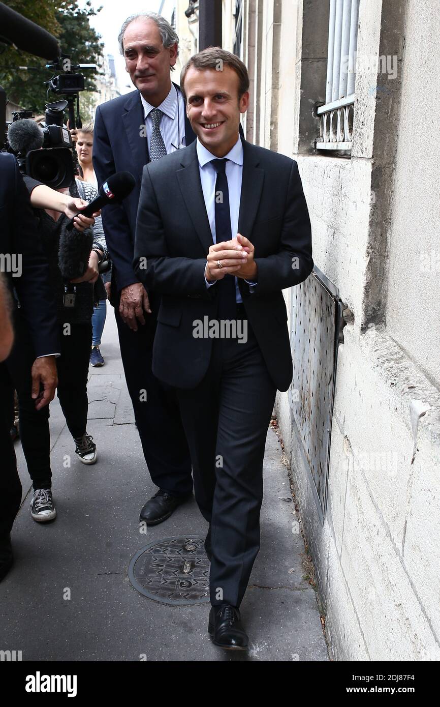 Emmanuel Macron visits Academic Institute For Deaf And Hearing Impaired ...