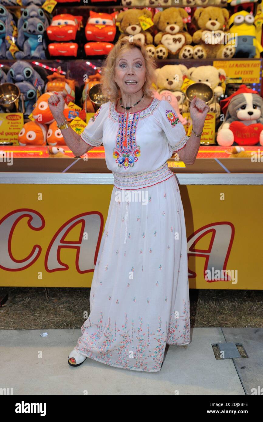 Isabelle Aubret Assiste A La Soiree D Ouverture De La Fete A Neuneu A Paris France Le 2 Septembre 16 Photo By Alban Wyters Abacapress Com Stock Photo Alamy