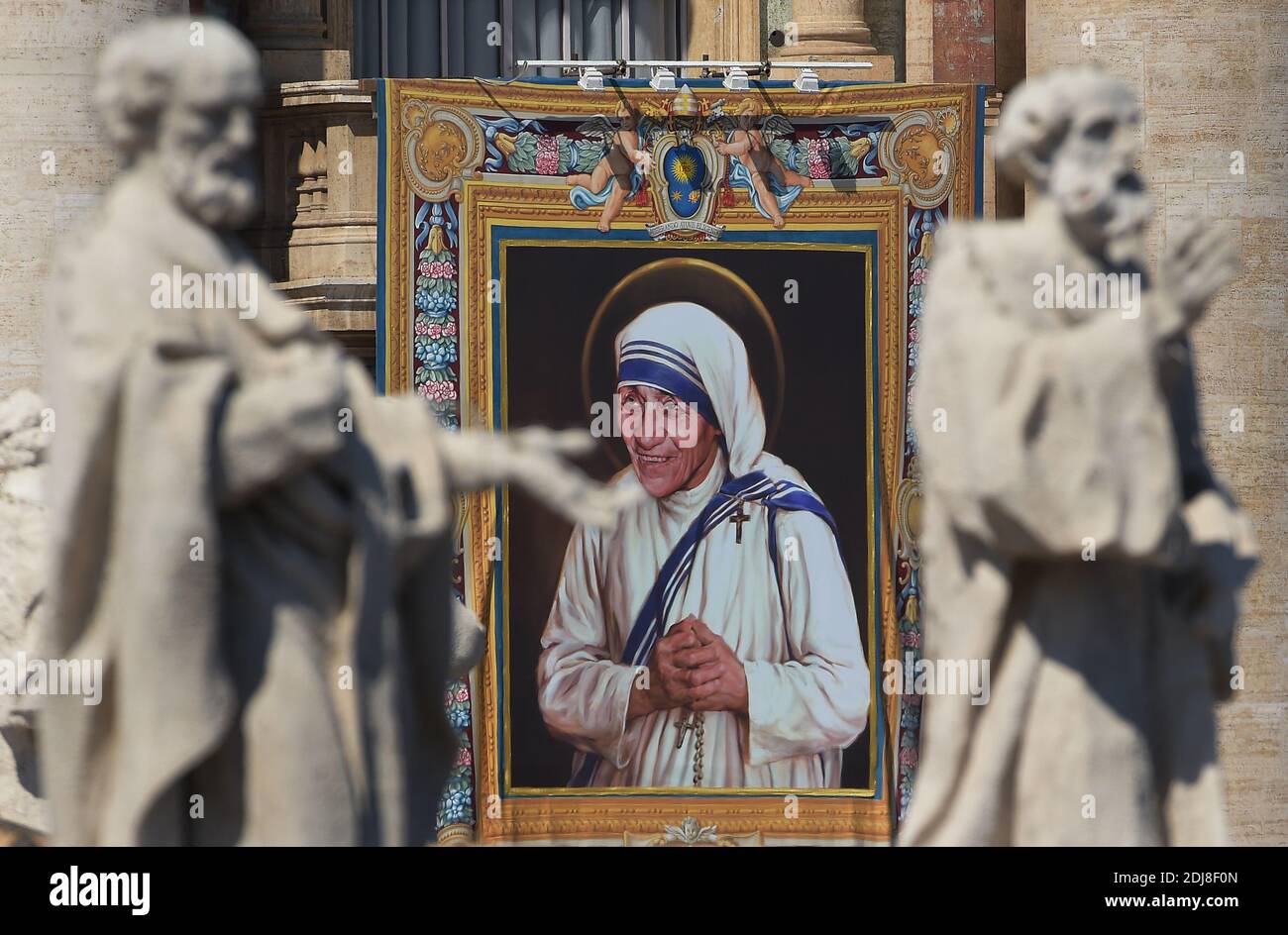 Saint of the slums hires stock photography and images Alamy