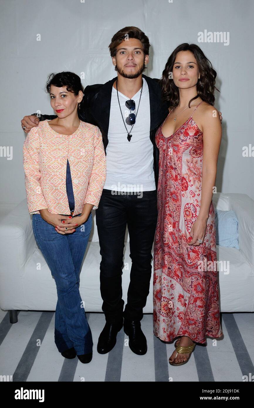 Cecile Rebboah, Rayane Bensetti et Lucie Lucas assistent au photocall du  film Coup de Foudre a Jaipur lors du Festival de la Fiction TV 2016 de La  Rochelle, a la Rochelle, France