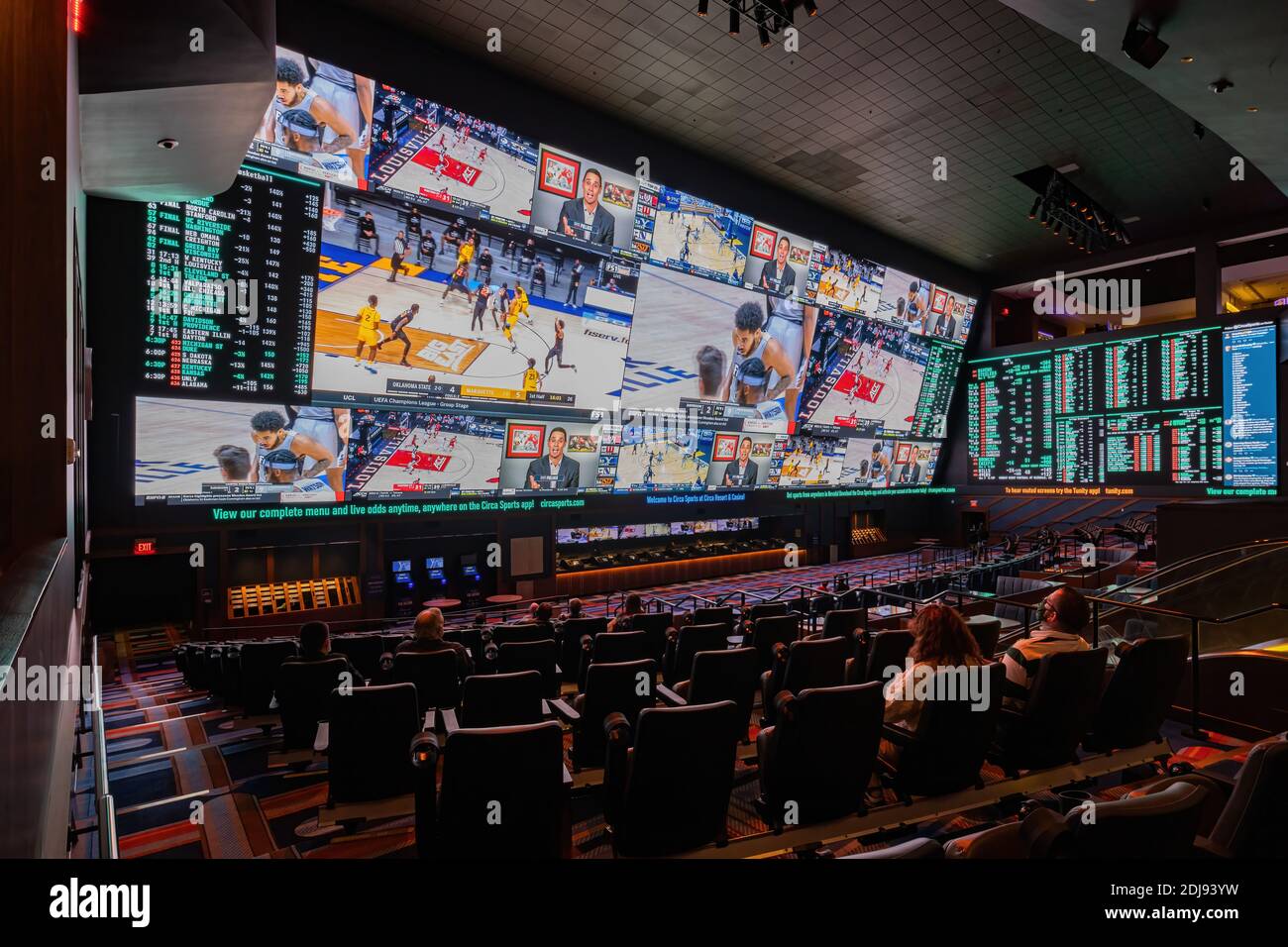 Las Vegas, DEC 1, 2020 Sports bar of the Circa Resort & Casino Stock Photo Alamy
