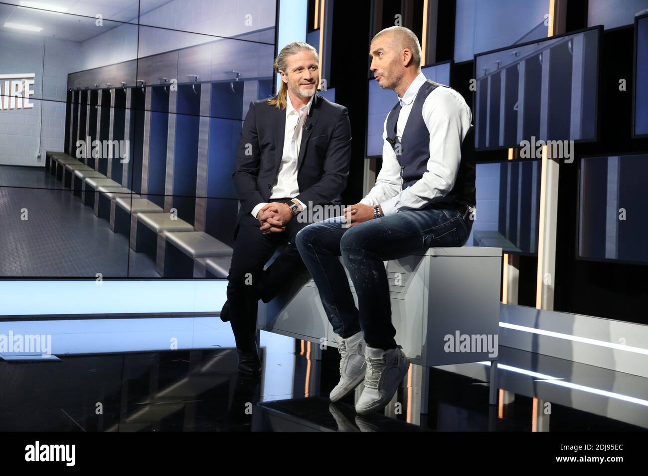 Exclusive - Emmanuel Petit and Jerome Leroy at the 'Le Vestiaire' talk show  on SFR Sport 1 TV, in Paris, France, on September 19, 2016. Photo by Jerome  Domine/ABACAPRESS.COM Stock Photo - Alamy