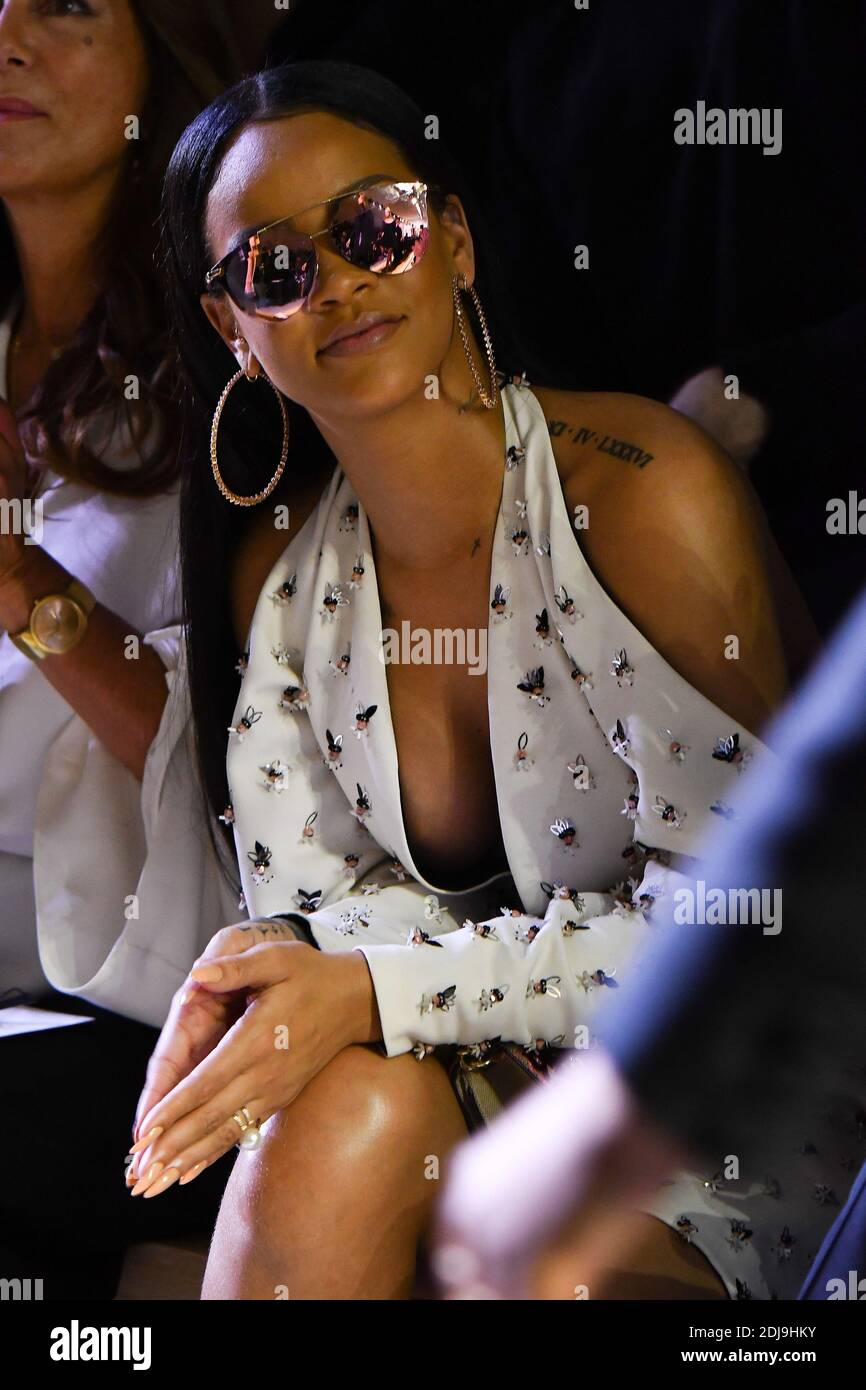 Rihanna attending the Christian Dior show during Paris Fashion Week Ready  to wear FallWinter 2017-18 on March 03, 2017 in Paris, France. Photo by  Aurore Marechal/ABACAPRESS.COM Stock Photo - Alamy