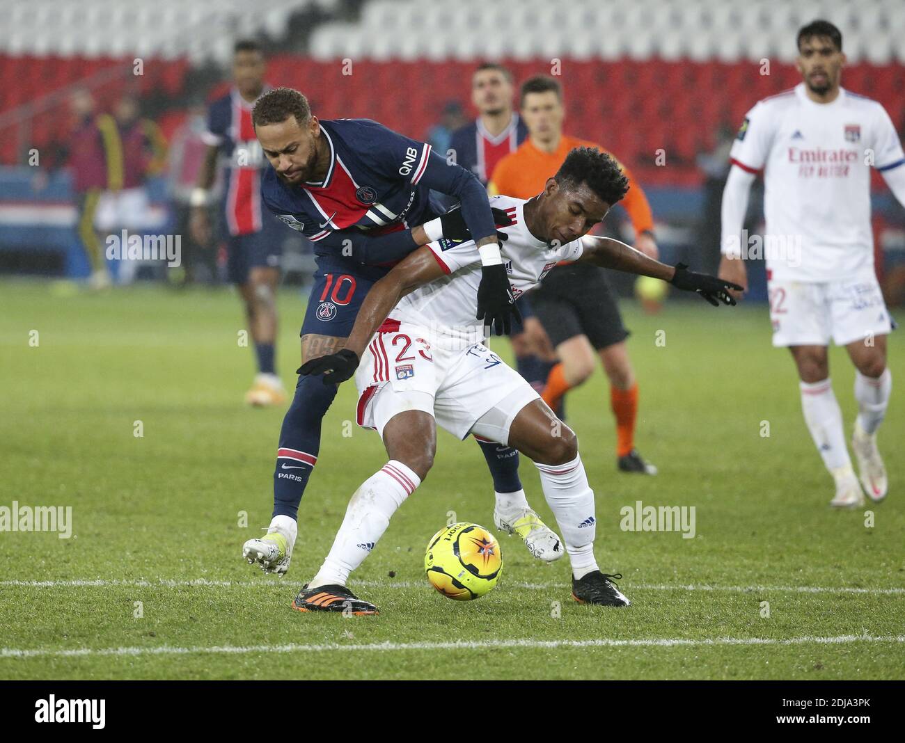 Neymar Jr of PSG, Thiago Mendes of Lyon during the French championship Ligue 1 football match between Paris Saint-Germain (PSG)  / LM Stock Photo