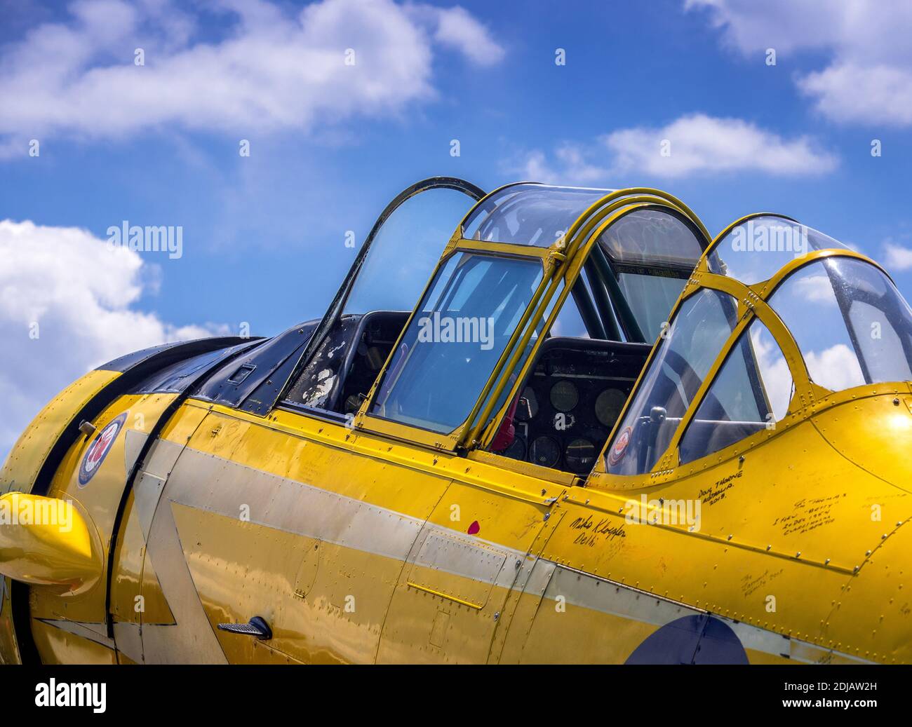 Cockpit Of A Restored Vintage Yellow Harvard T6 Canadian Air Force Pilot Training Aircraft At The Canadian Harvard Aircraft Association Tillsonburg Stock Photo