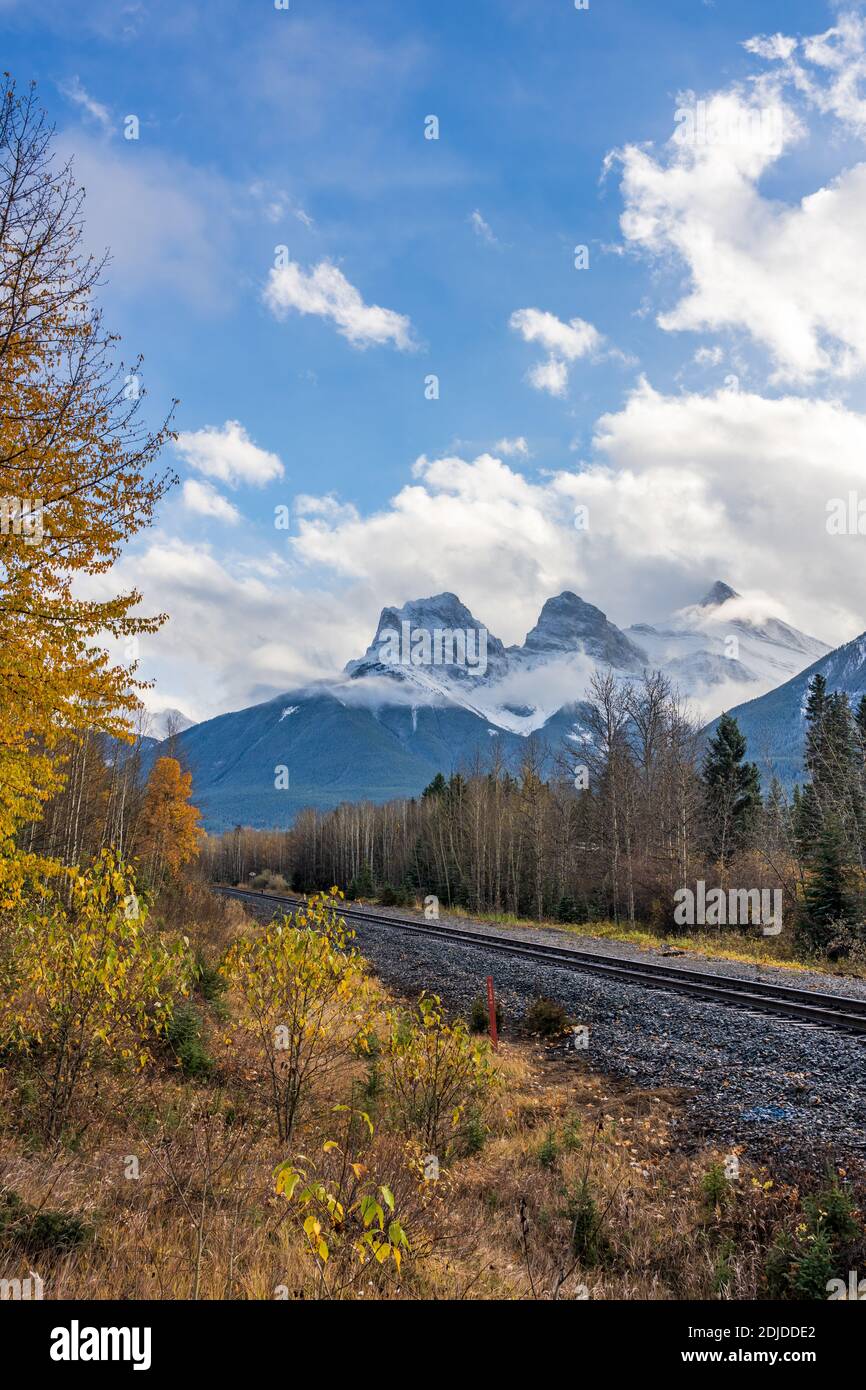 GALLERY) Canmore, the Rocky Mountains, SAIT and MRU fill up screen
