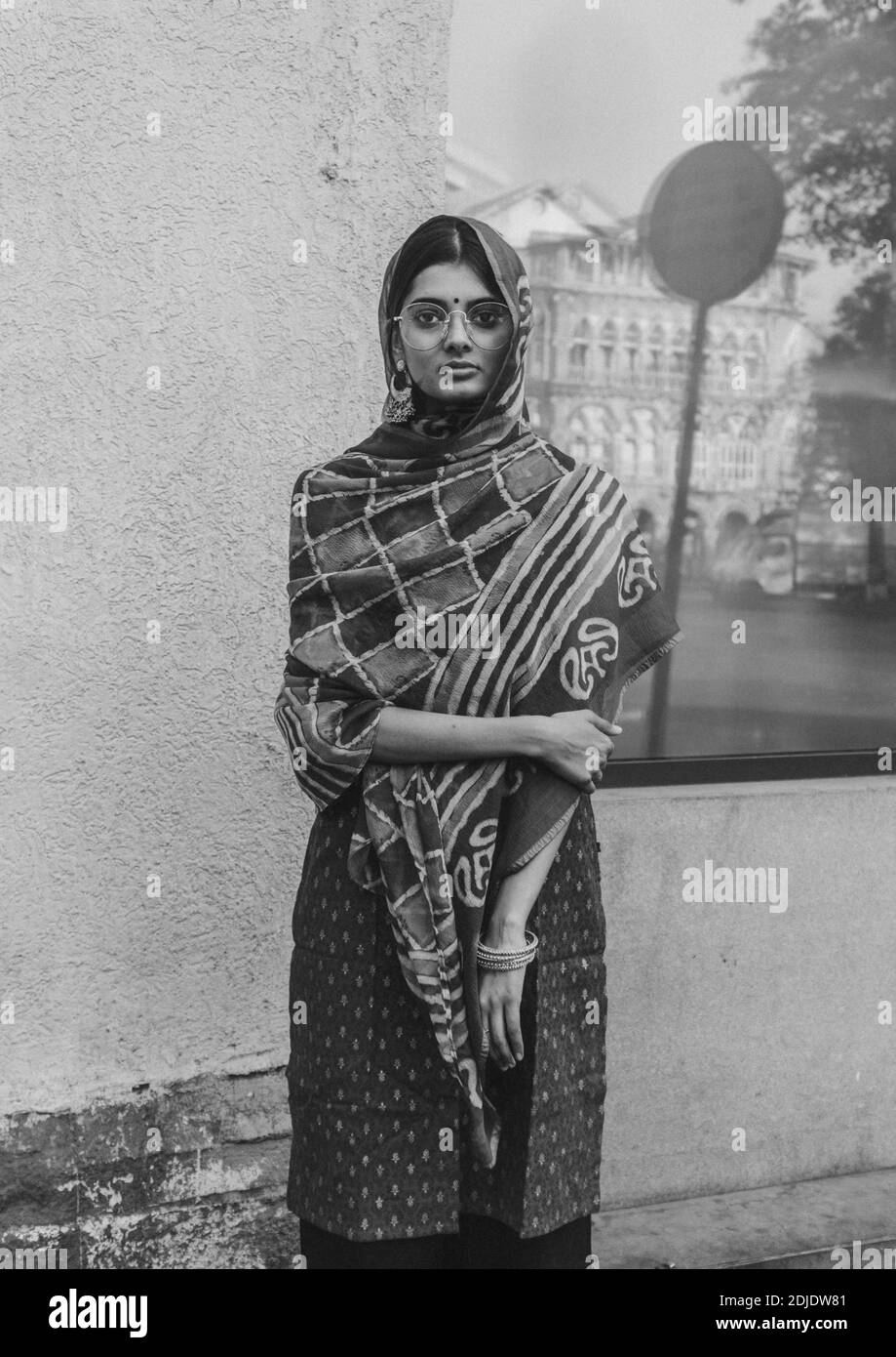 Traditional Dress Of Indian Women Black and White Stock Photos & Images ...