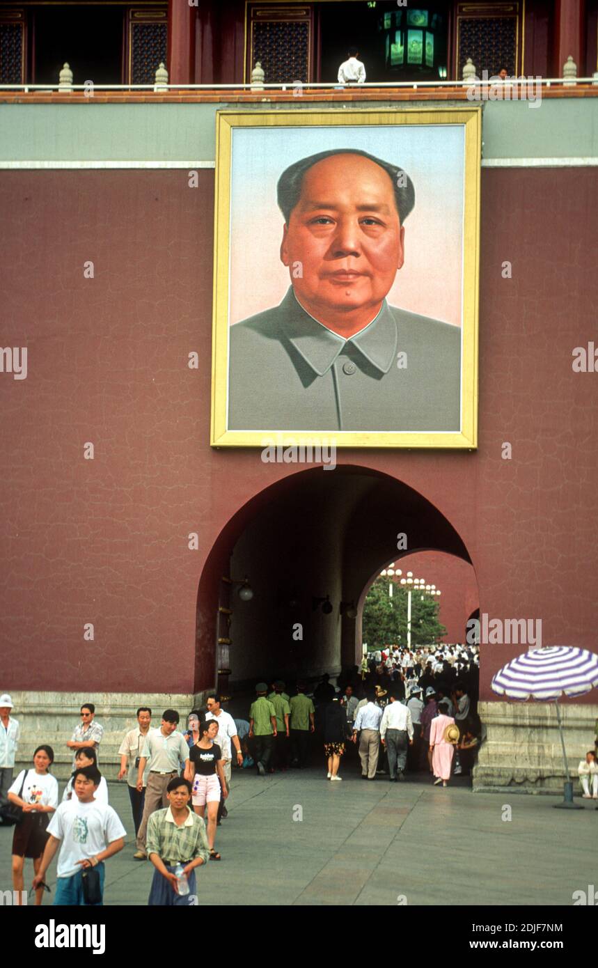 Giant Mao Zedong portrait, Tiananmen Gate, Tiananmen Square, Beijing, China, June 1996 Stock Photo