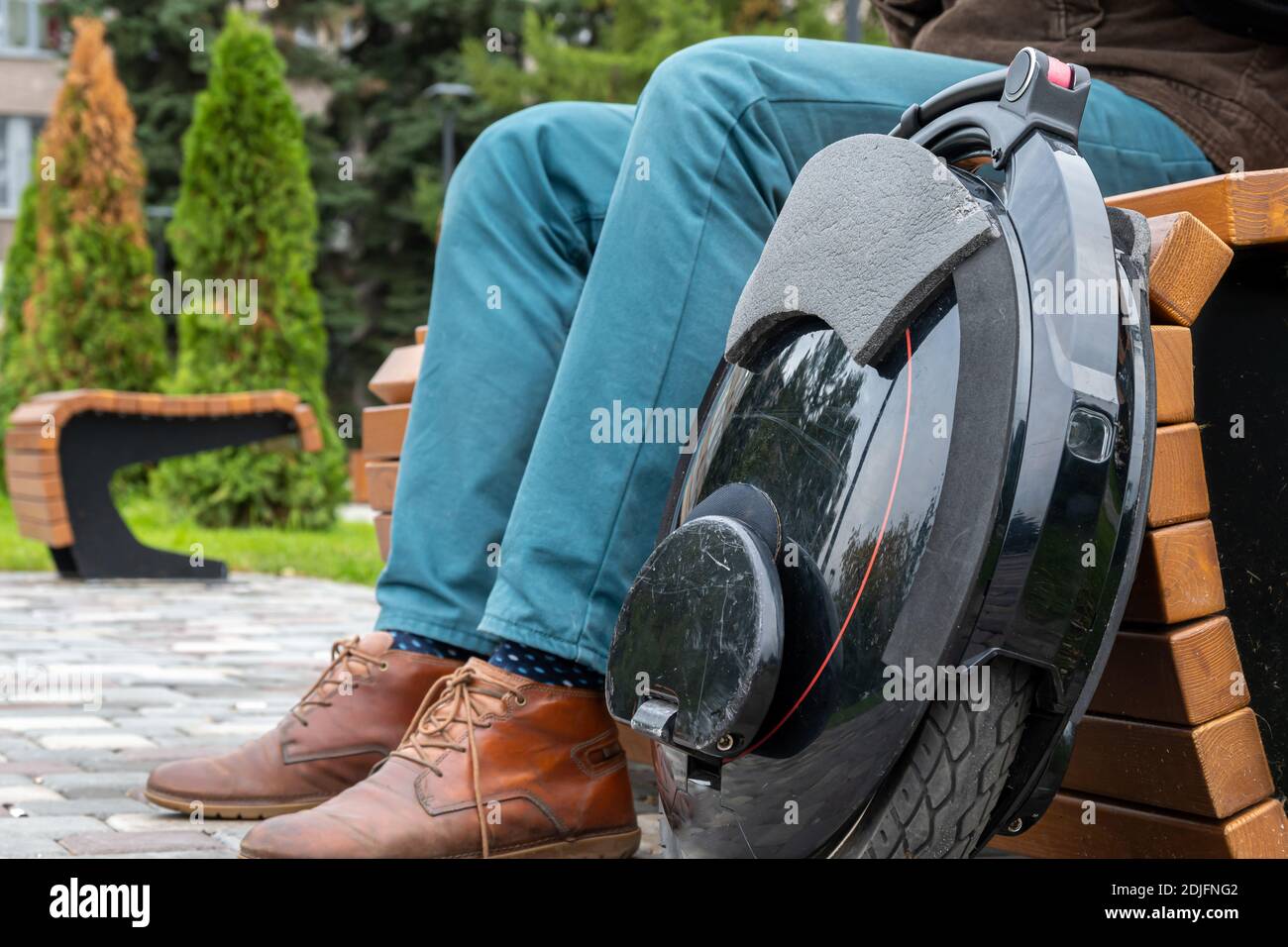 Electric mono wheel, innovative personal vehicle, selfbalancing electric unicycle, ecological