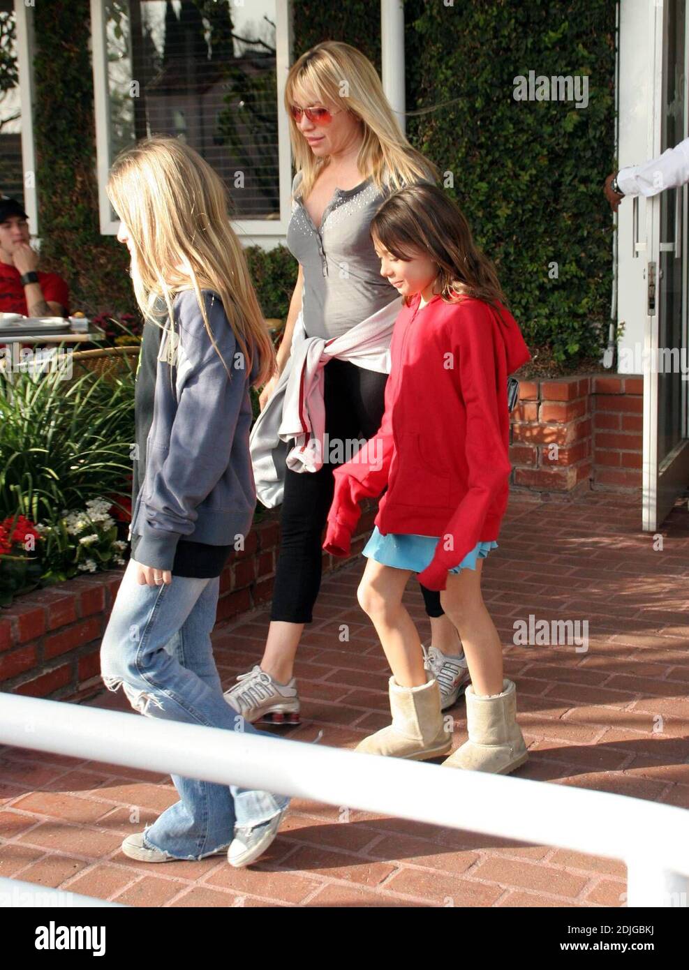 EG Daily goes on a family shopping spree at Fred Segal in Los Angeles, Ca. 02/02/06 Stock Photo