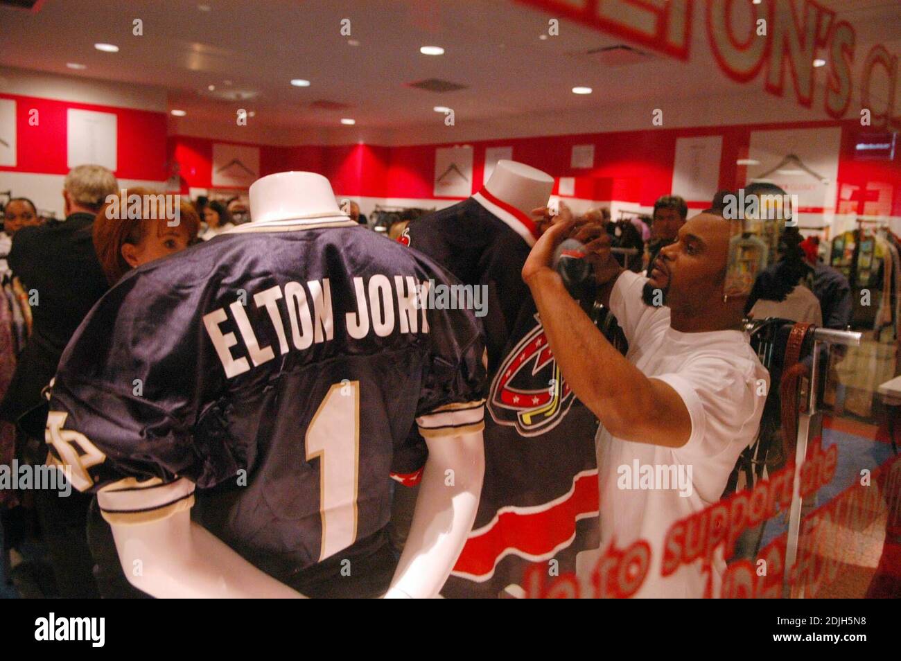 Eltons hires stock photography and images Alamy