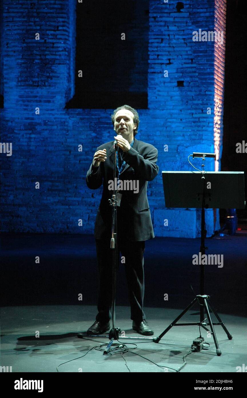 Benigni dante hires stock photography and images Alamy