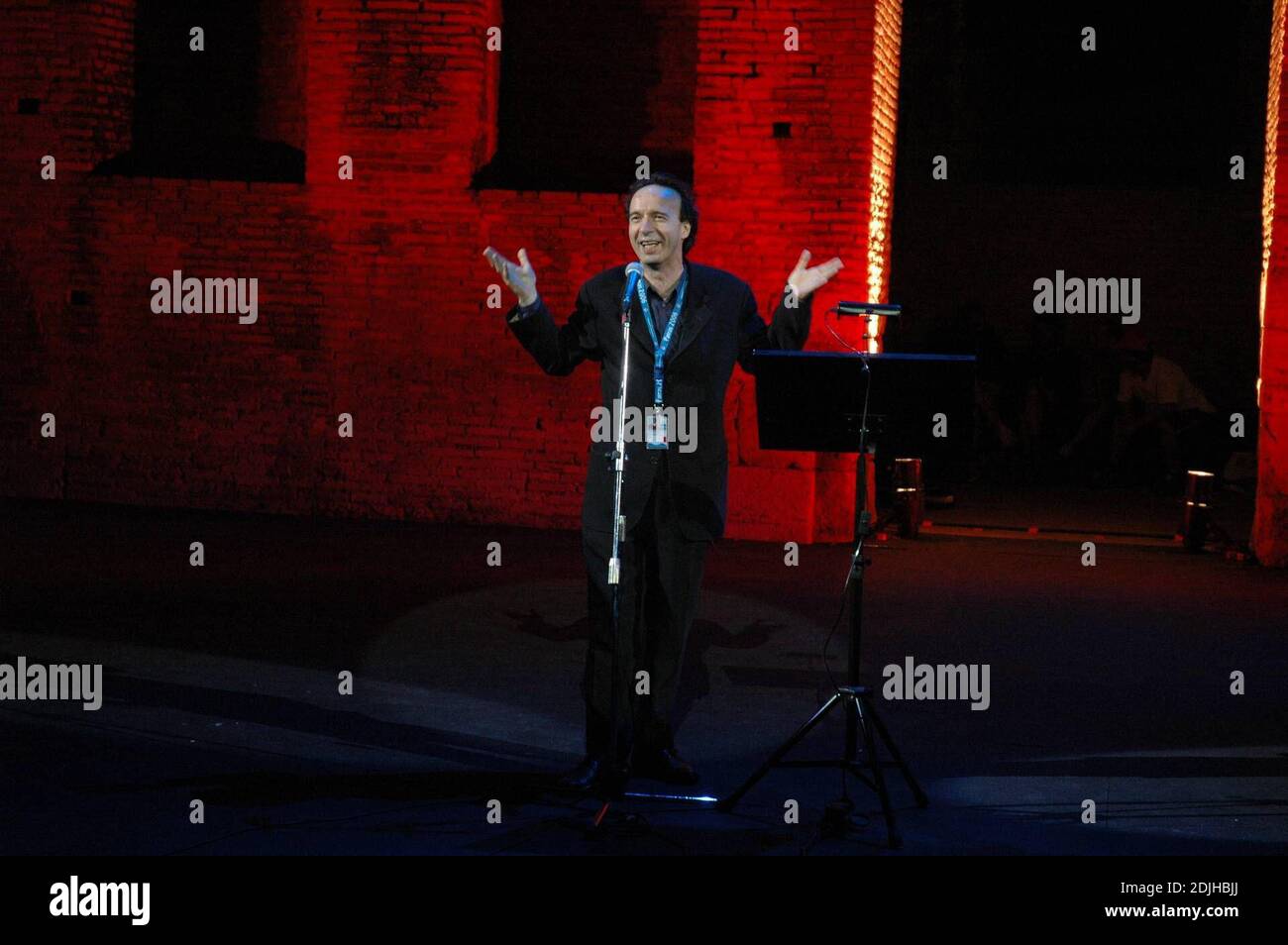 Actor Roberto Benigni offered the audience a unique performance of the