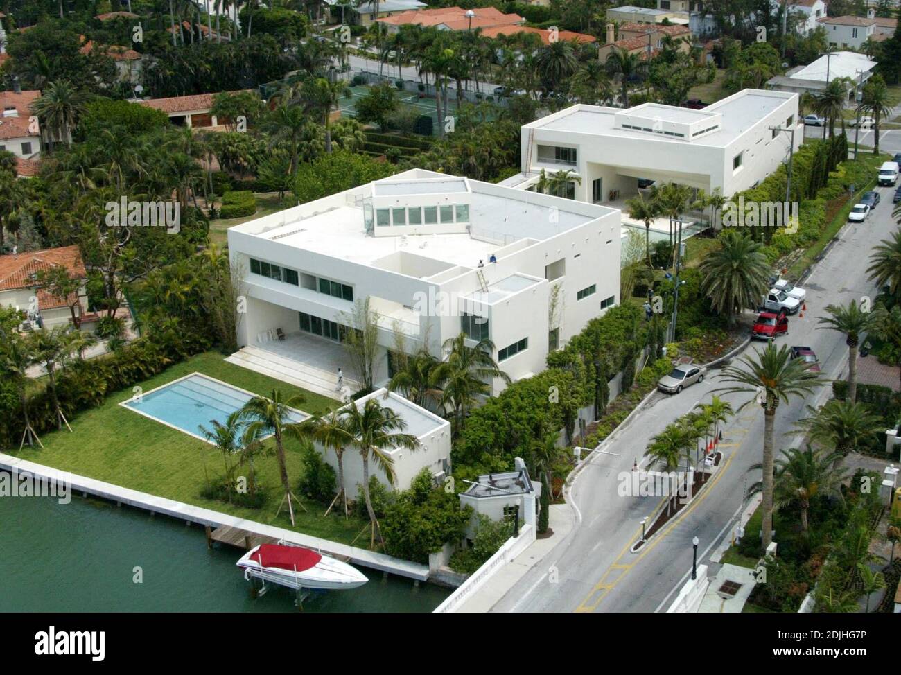 Exclusive!! This is the Miami Beach waterfront mansion that Hulk Hogan