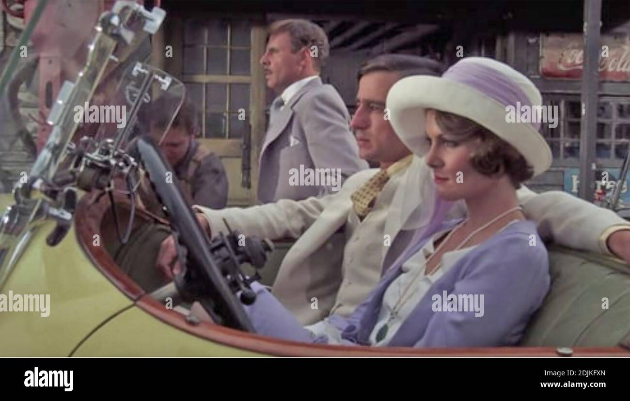 THE GREAT GATSBY 1974 Paramount Pictures film with from left: Bruce Dern, Sam Waterston, Lois Chiles Stock Photo