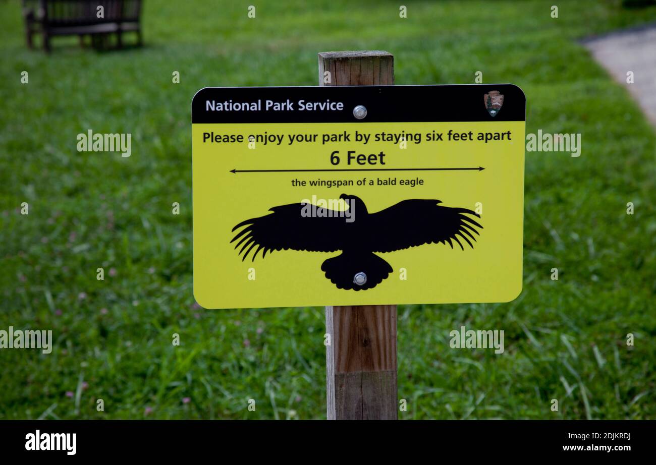 U.S. National Park Service social distancing sign for pandemic Stock Photo