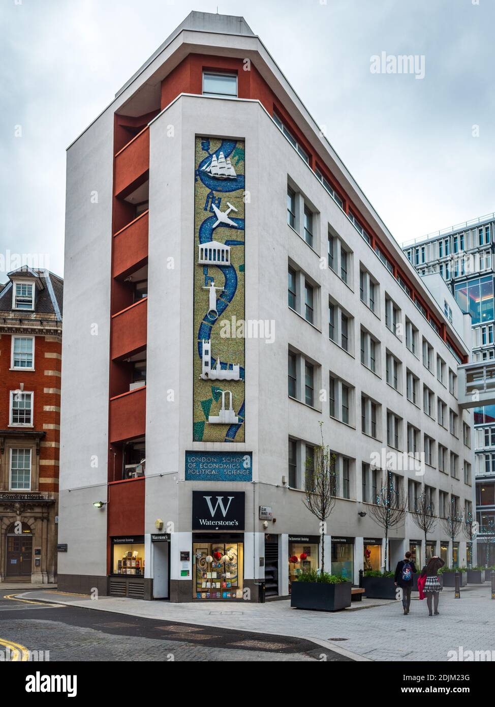 Waterstones at the LSE London - The Economists' Bookshop at the London School of Economics St Clements Building London. Mural by Harry Warren Wilson. Stock Photo