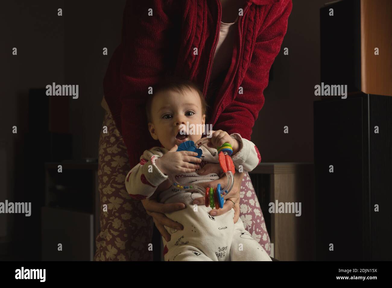 Page 4 Mum Baby Home Portrait High Resolution Stock Photography And Images Alamy