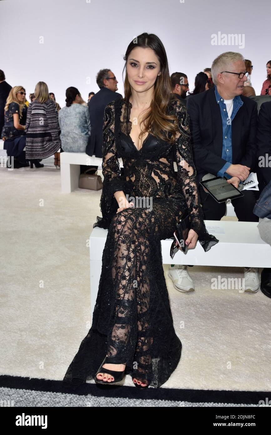 Deborah valdez hung hi-res stock photography and images - Alamy