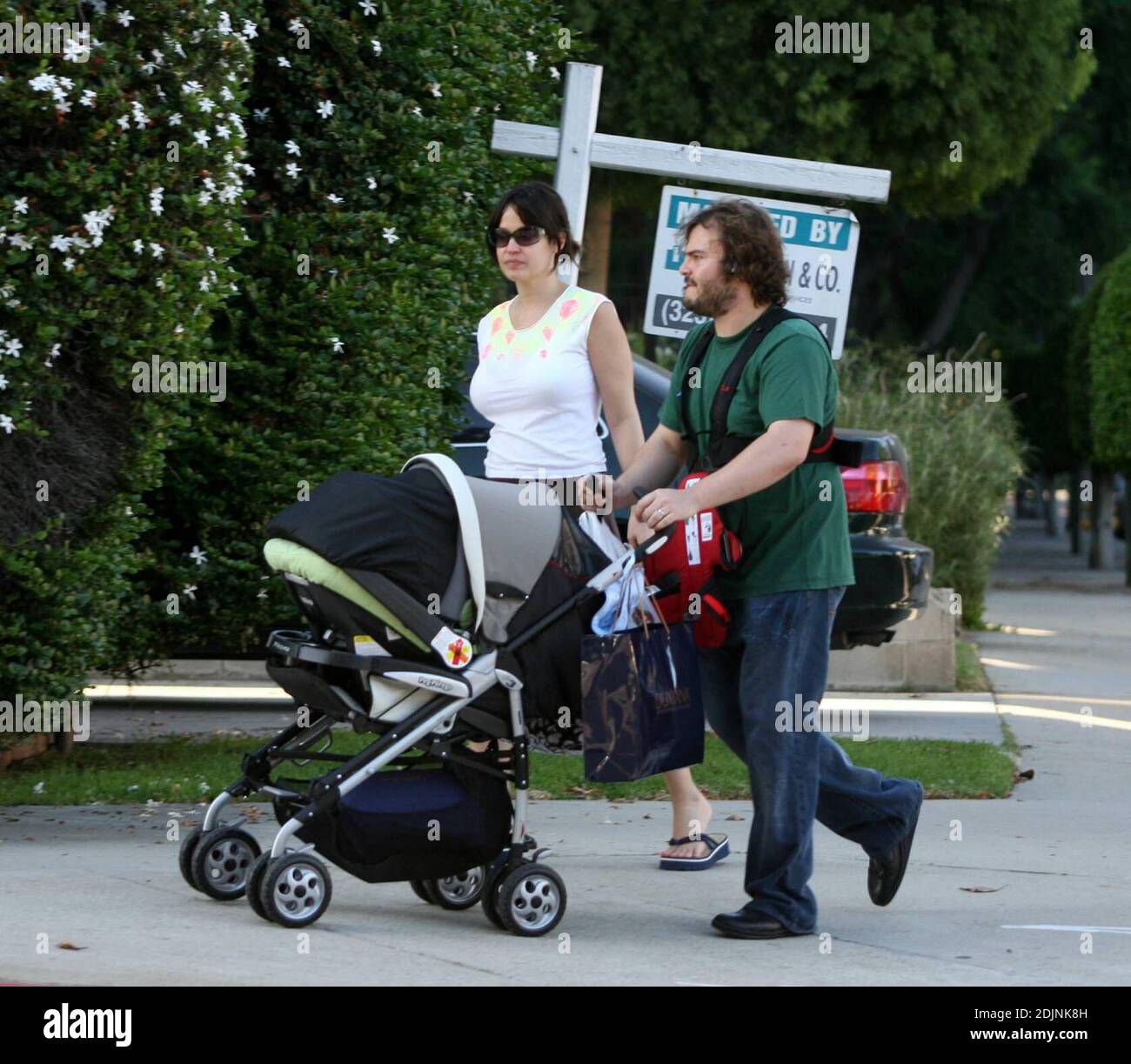 Exclusive!! Jack Black plays Mr Mom as he and wife Tanya take 2 month old  son Samuel Jason for a stroll around the neighbourhood in Beverly Hills,  Ca, 8/5/06 Stock Photo - Alamy